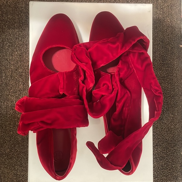 The Row (never worn) red velvet flat with ankle wrap tie. - Picture 2 of 8